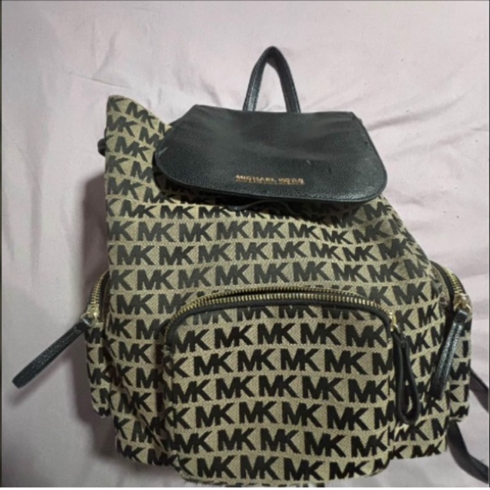 COPY - michael kors backpack
